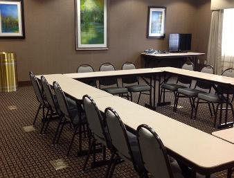 Hotel Baymont By Wyndham Erie