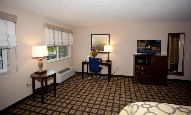 Baymont By Wyndham Hotel